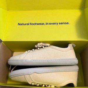 Barefoot Origo Everyday Sneaker size 10 - original box worn once